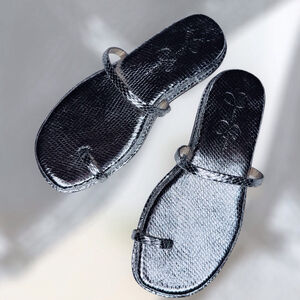 Jessica Simpson Faux Snakeskin Silver Wedge Sandals Size 7